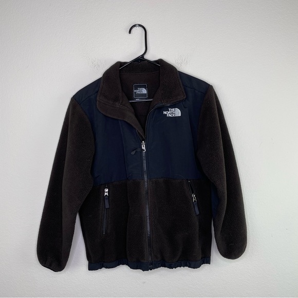 The North Face Other - The North Face Boys Denali Fleece Jacket in Brown/Black size L